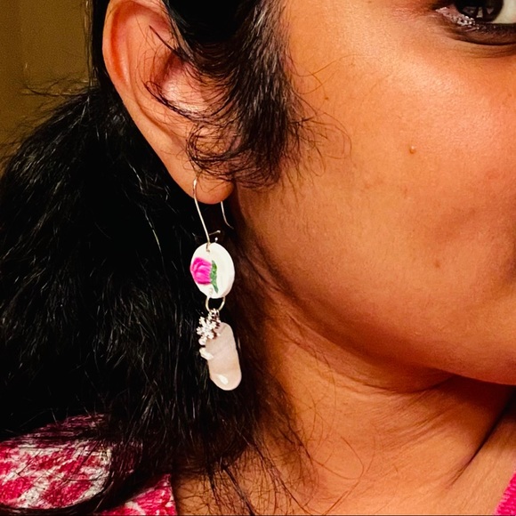 Earrings - Picture 2 of 2